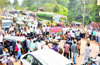 Yuva Morcha stages Rasta Roko demanding repair of Tokkottu-Babbukatte road